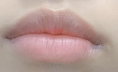 [プチ] コムタンプー - 唇